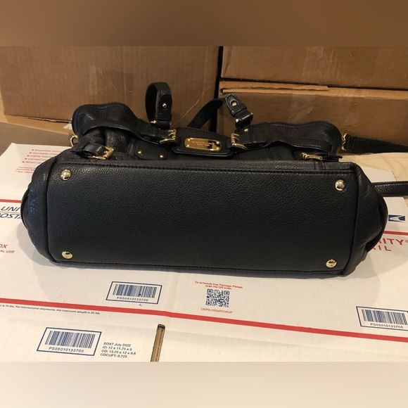 MICHAEL KORS Gansevoort Black Tumbled Leather Shoulder Bag Crossbody Tote - Picture 16 of 17